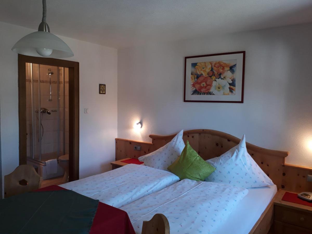 Haus Morgensonne Hotell Pettneu am Arlberg Exteriör bild