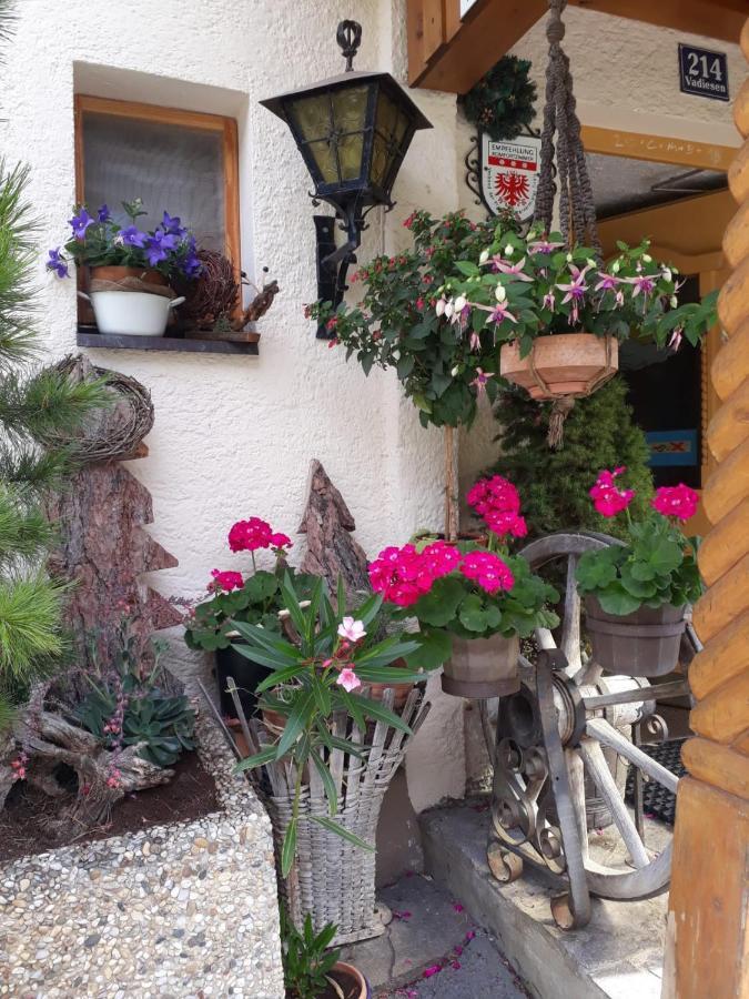 Haus Morgensonne Hotell Pettneu am Arlberg Exteriör bild