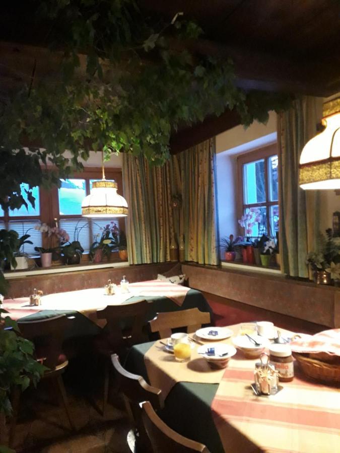 Haus Morgensonne Hotell Pettneu am Arlberg Exteriör bild