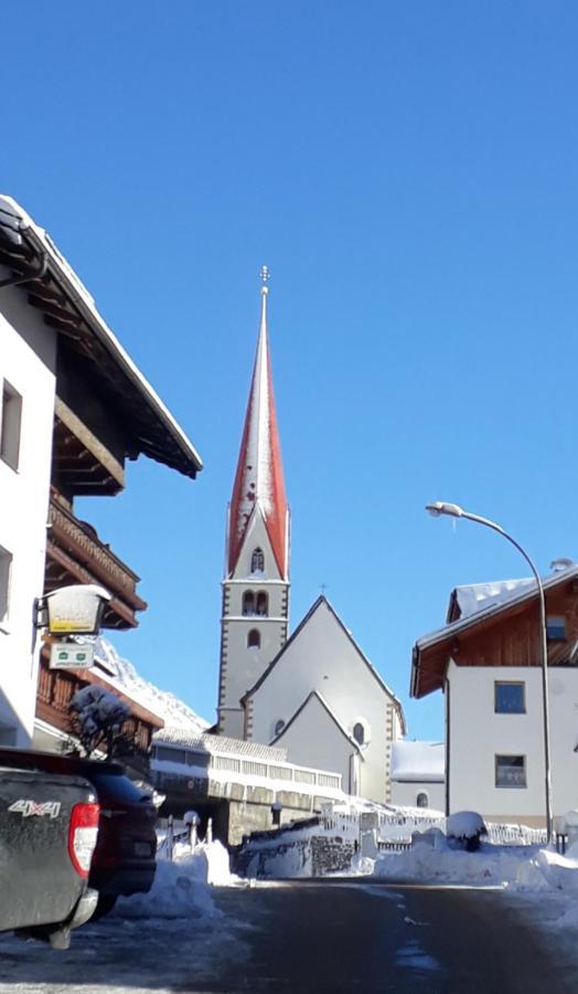 Haus Morgensonne Hotell Pettneu am Arlberg Exteriör bild